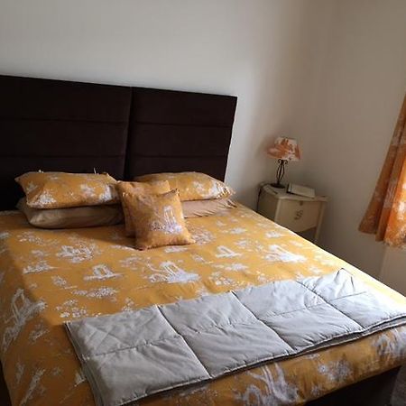 Cherry Tree Guesthouse Bradford-On-Avon Exteriör bild
